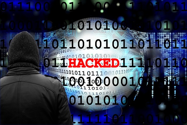 Sicurezza informatica, cyber-attack, hacker. CC0 Public Domain da Piuxabay.com