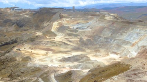 Yanacocha Perù Goldmine miniera d'oro Euyasik Wikimedia Commons