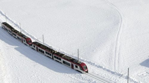 Dolomiti Express, il treno della Val di Sole, in Trentino, sulla linea Trento-Malé-Mezzana