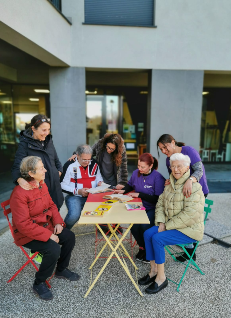 operatori e servizi sociali, anziani, Terzo settore - fonte cooperativa sociale Genera di Milano