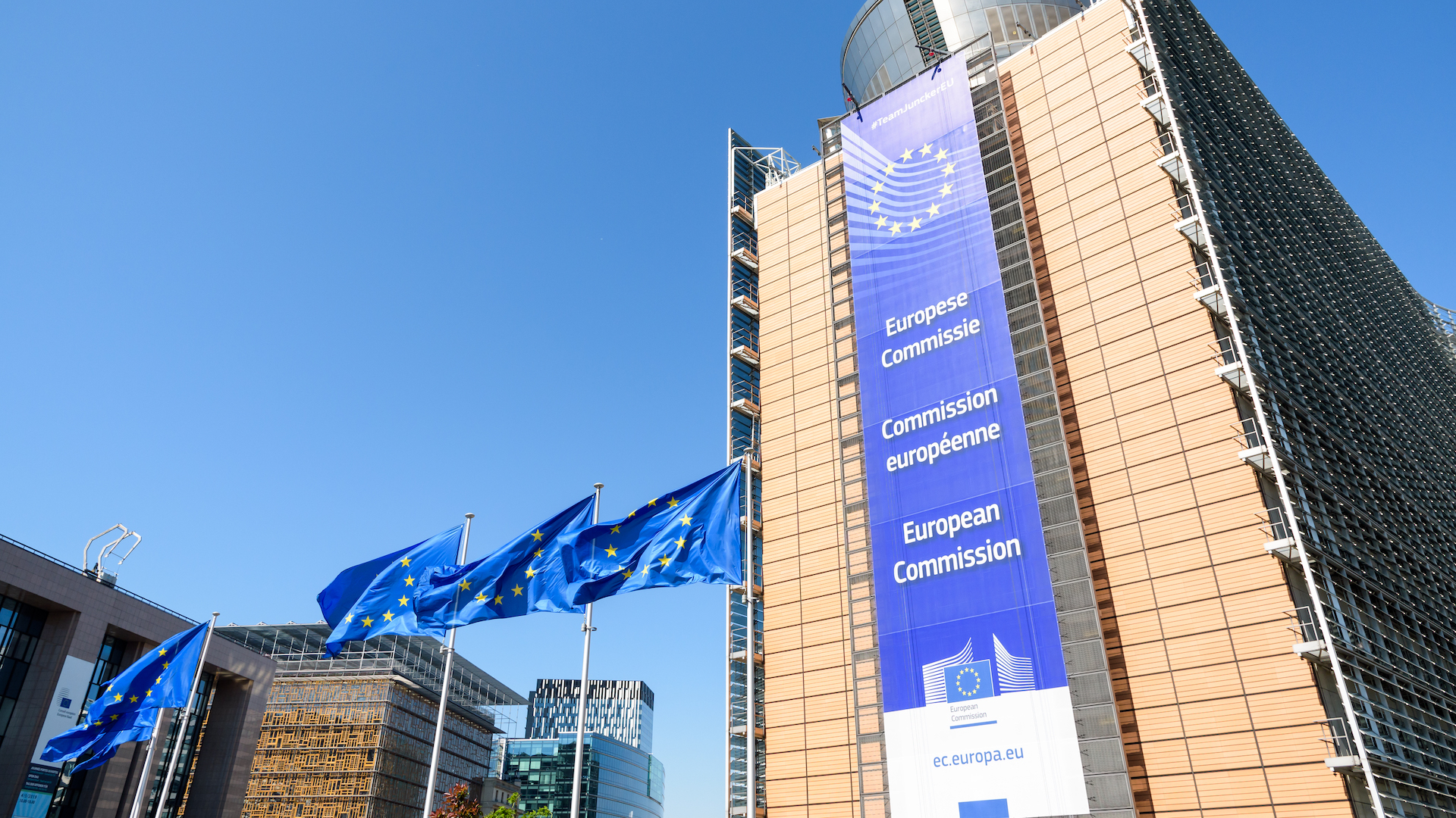 La Commissione europea a Bruxelles ha presentato i primi atti delegati sulla tassonomia