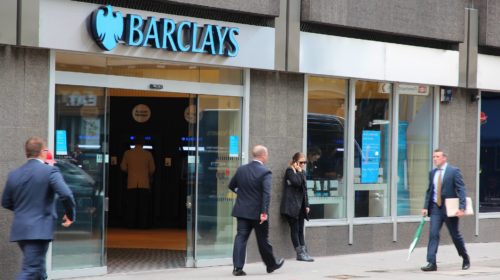 Una sede di Barclays a Londra © tupungato:iStockPhoto