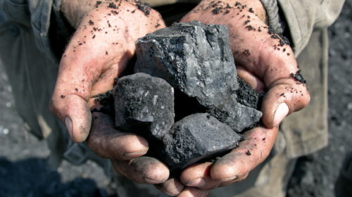 dalla miniera di carbone alle mani del minatore