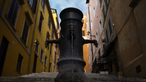 La distribuzione dell'acqua a Roma è gestita dalla società Acea