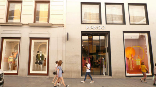 Un negozio di Mango a Madrid