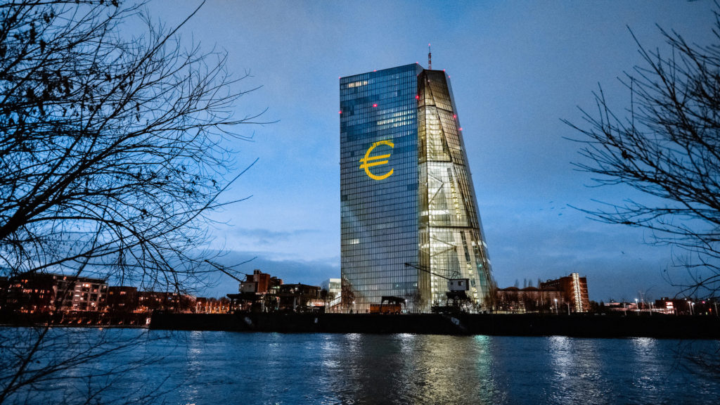 La BCE ha pubblicato il 4 luglio la sua nuova strategia per rendere più green il proprio portafoglio di obbligazioni corporate