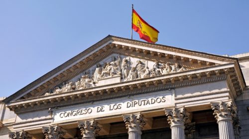Le misure anti-crisi della Spagna sono centrate sul sostegno ai più deboli © filophoto/iStockPhoto