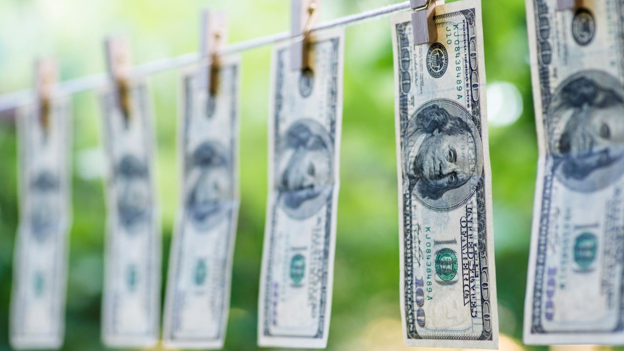 Aumentano le multe per riciclaggio di denaro