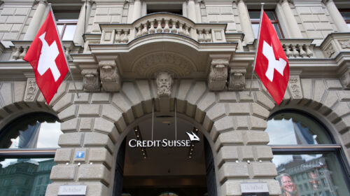 Il crollo del colosso elvetico Credit Suisse sta facendo tremare i mercati