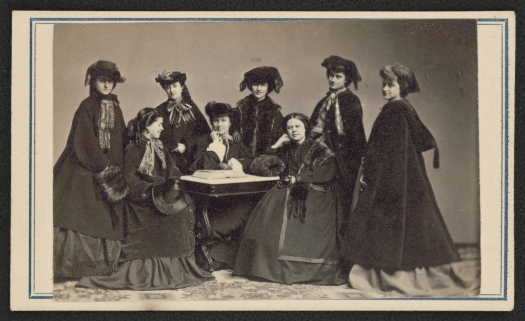 donne banche ottocento