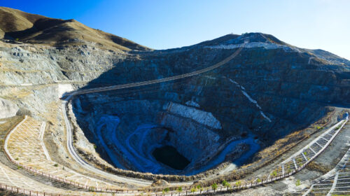 miniera di terre rare in Cina