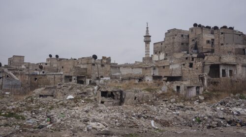 distruzione di aleppo in siria guerra armi economia e-Andrea Backhaus iStockPhoto