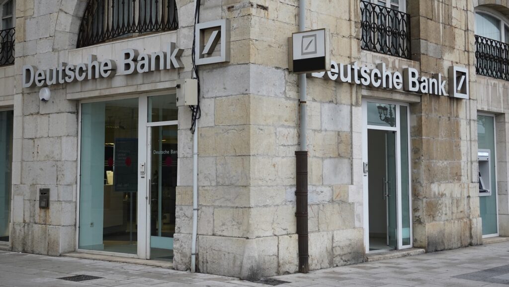 Jeffrey Epstein Deutsche Bank Jp Morgan