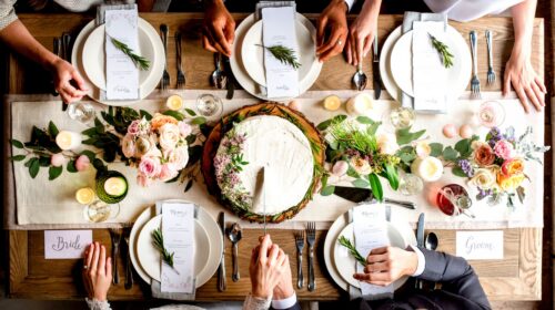 Estrema destra élite imprenditoriale Francia RN Le Pen Bardella Arnault Bolloré Medef