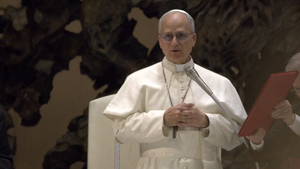 Papa Leone XIV durante l'incontro con i rappresentanti della stampa in Aula Paolo VI, 12 maggio 2025