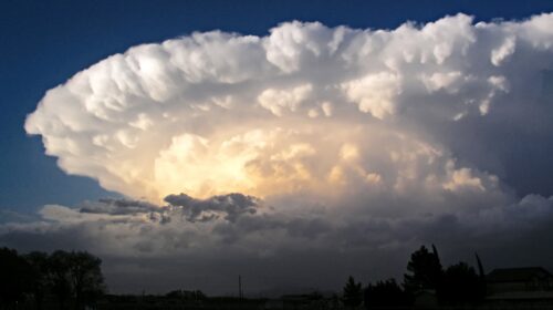 Supercella temporalesca con incudine, struttura che genera i tornado