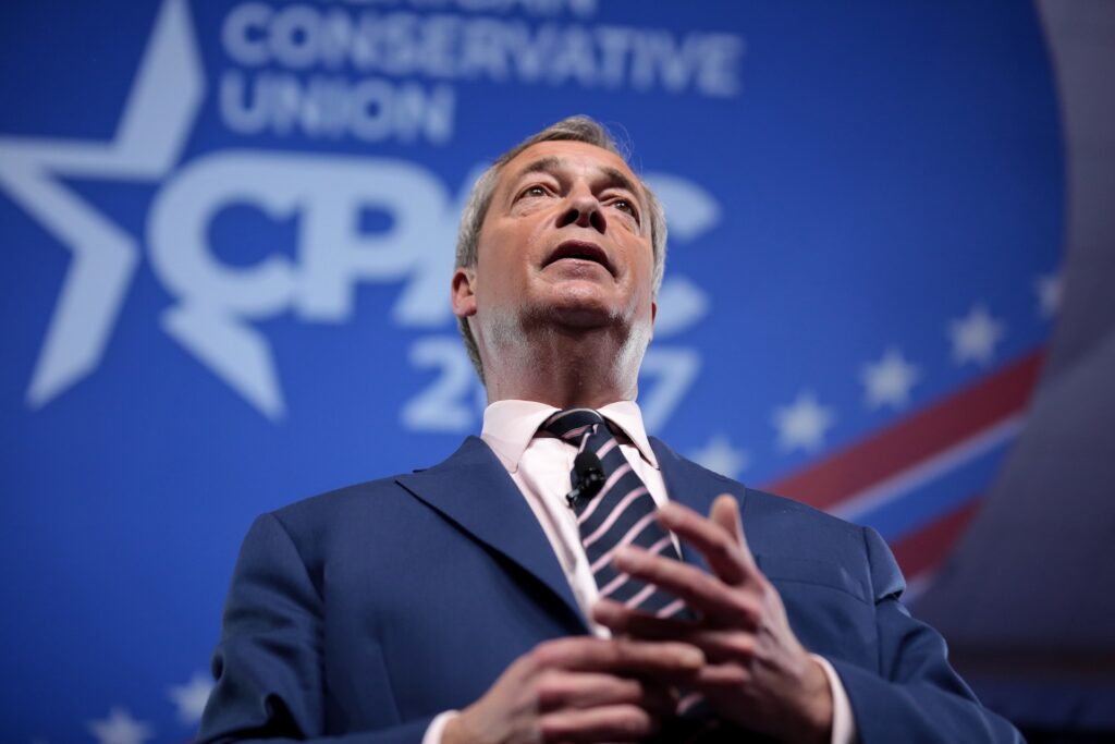 Nigel Farage mentre interviene alla Conservative Political Action Conference (CPAC) 2017 a National Harbor, nel Maryland