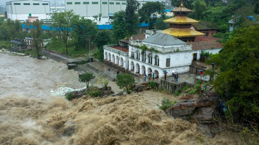 Un'alluvione in Nepal